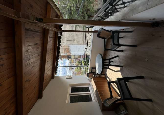 Shtepi ne shitje Shtepi Private ne Tirane, 3+1, Mobilimi E mobiluar, Pagesa 220,000  Euro.