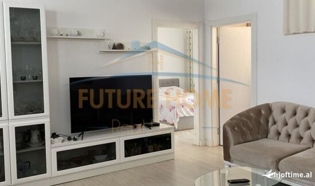 Shtepi ne shitje Apartament ne Tirane, 2+1, Mobilimi E mobiluar, Pagesa 120,000  Euro.