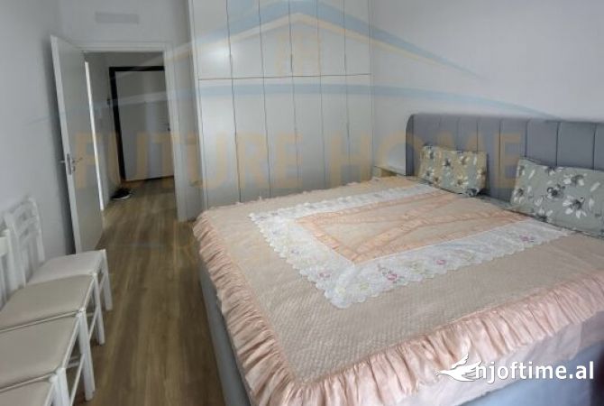 Shtepi ne shitje Apartament ne Tirane, 1+1, Mobilimi E mobiluar, Pagesa 120,000  Euro.
