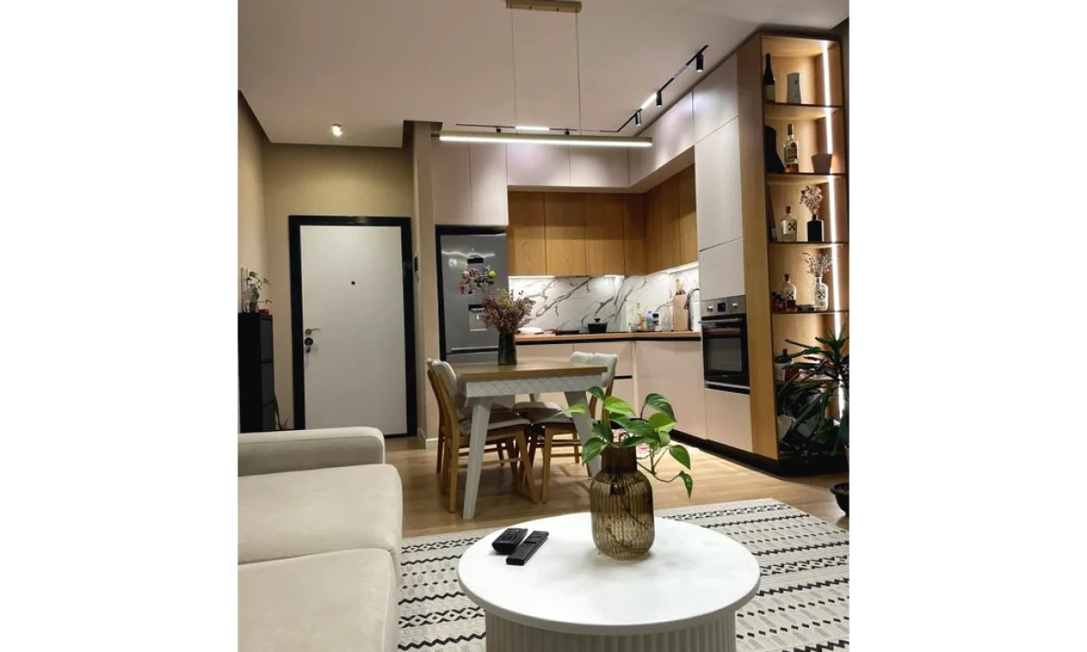 Appartamento in affitto a Tirana 1+1, Arredato