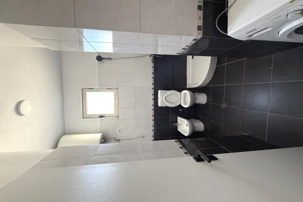 Appartamento in affitto a Tirana 1+1, Arredato