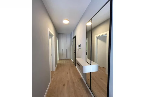 Appartamento in affitto a Tirana 1+1, Arredato