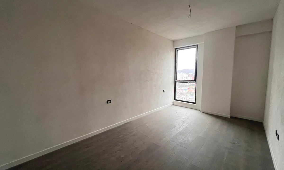 Shtepi ne shitje Apartament ne Tirane, 2+1, Mobilimi Bosh, pa mobiluar, Pagesa 220,000  Euro.