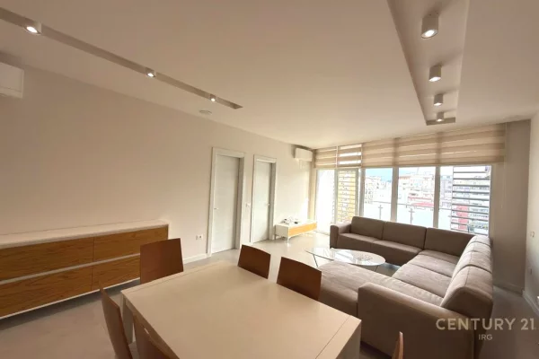Shtepi ne shitje Apartament ne Tirane, 2+1, Mobilimi E mobiluar, Pagesa 355,000  Euro.