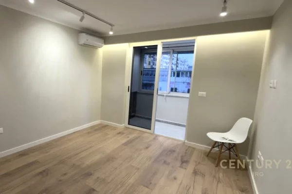 Shtepi ne shitje 1+1 ne Tirane - 125,000 Euro