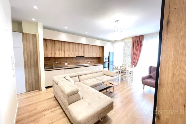 Shtepi me qera Apartament ne Tirane, 2+1, Mobilimi E mobiluar, Pagesa 800  Euro.