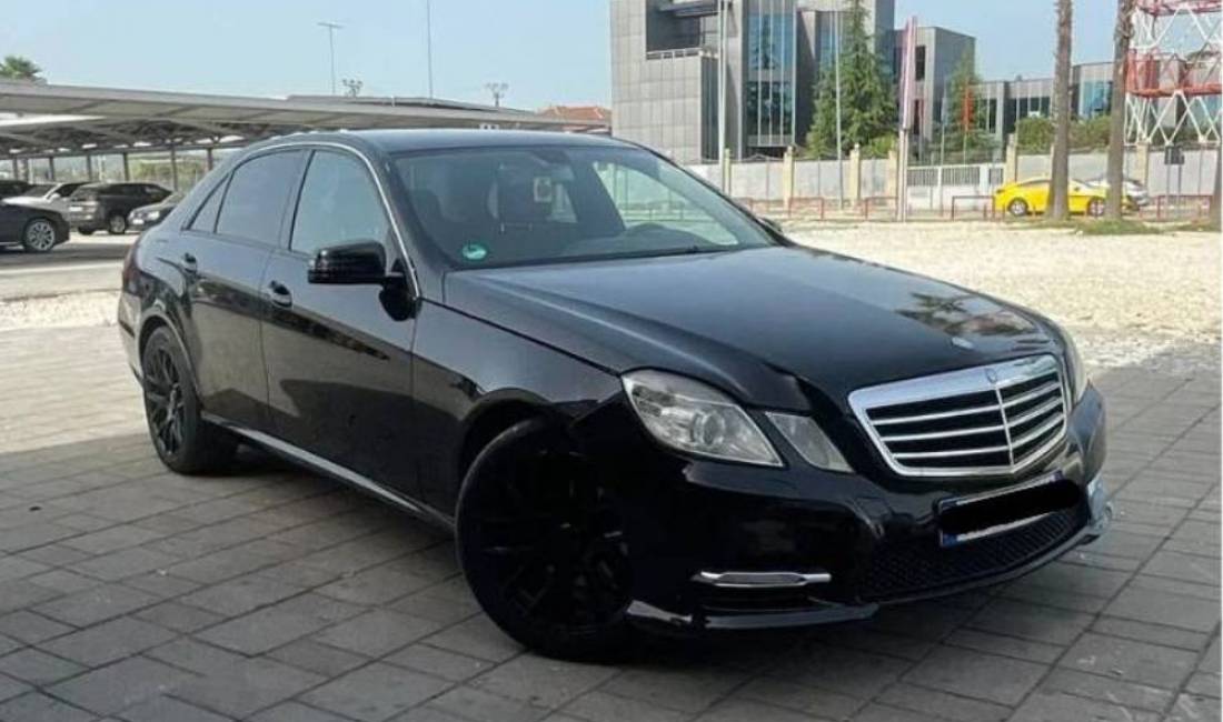 🌟Oferte Momentale🌟 Makina me qera Mercedes Benz E Class Look AMG  duke filluar nga 40 euro dita