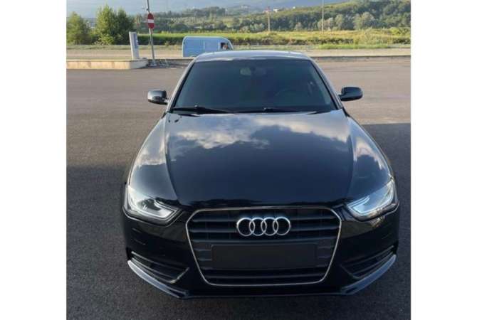 Makina me qera ne Rinas Tirane - Audi A4 duke nisur nga 45 euro dita
