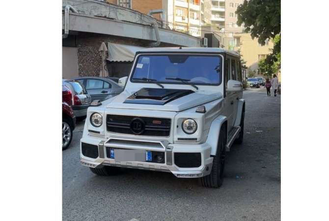 Makina me qera ne Tirane - 300 Euro