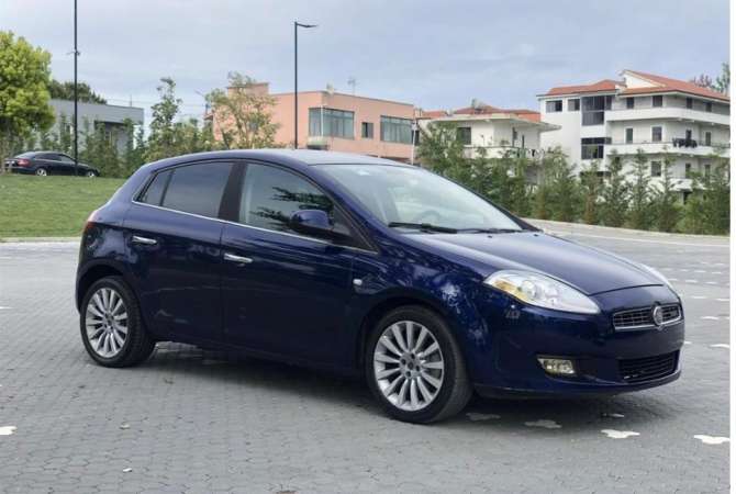 Noleggio Auto a Tirana - 20 Euro