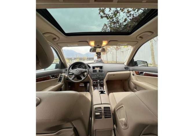 Jepet makina me qera Mercedes Benz C class 