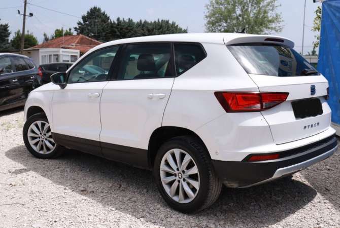 Jepet me qera Makina Seat ateca  duke filluar nga 65 euro ne dite 