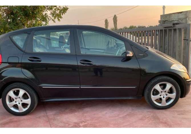 Noleggio Auto a Tirana - 30 Euro