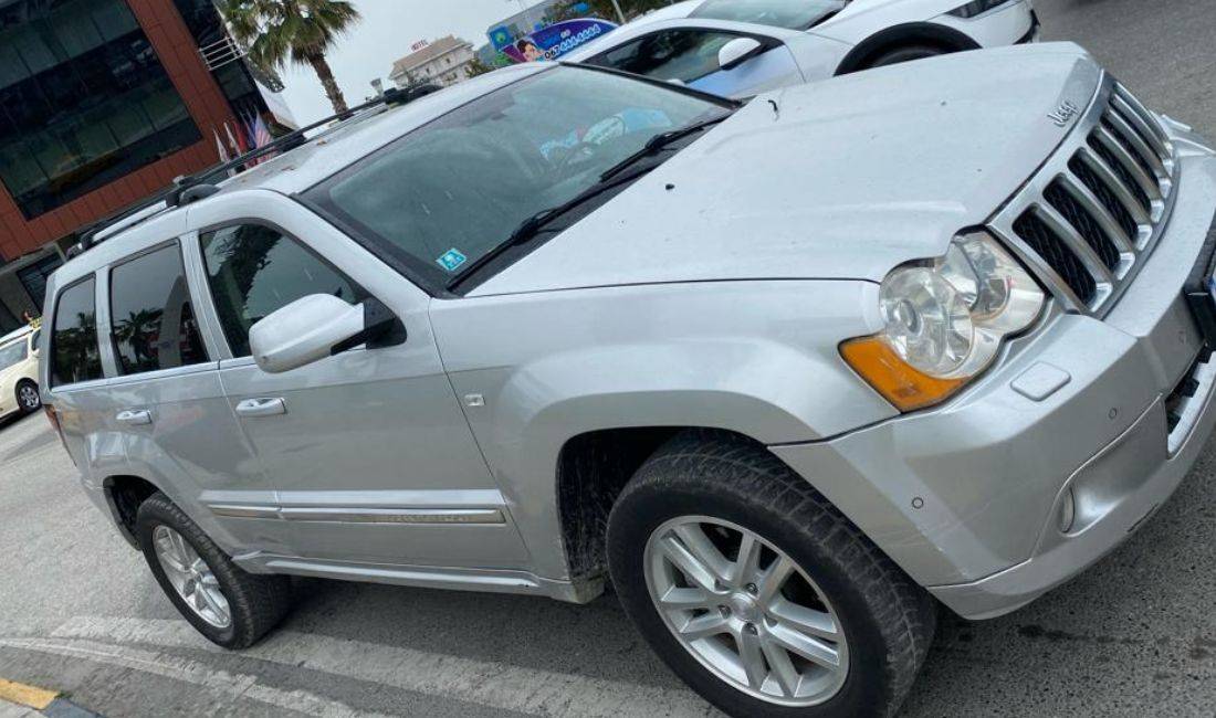Jepet me qera Jeep grand Cherokee per 60 euro dita