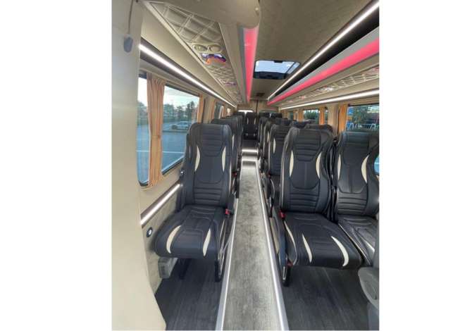 Jepet me qera Furgoni 23 vendesh per 350 euro dita 