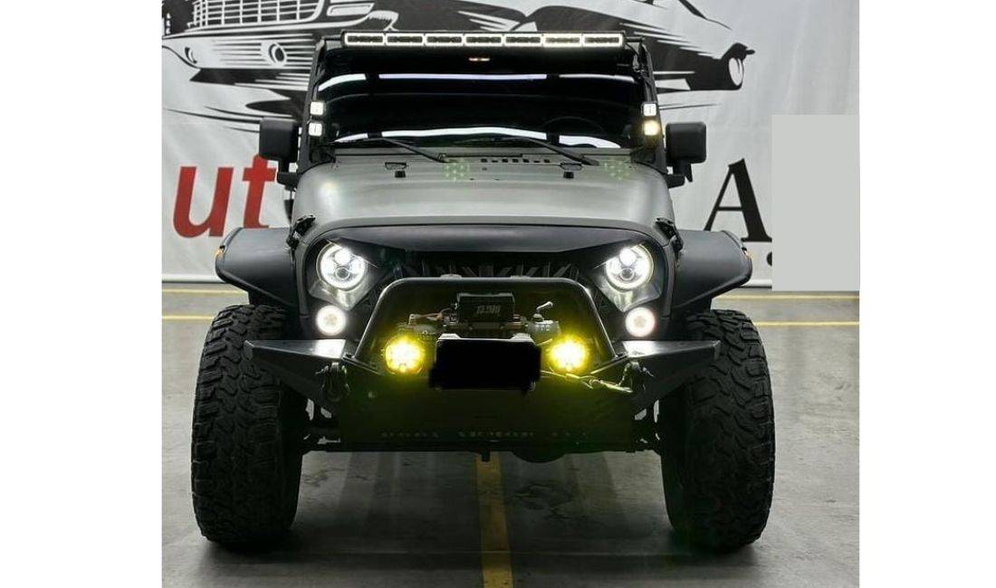 Auto in Vendita a Tirana, Jeep, 2012 Benzine,Kambio Automatik Pagamento 33,700  Euro.