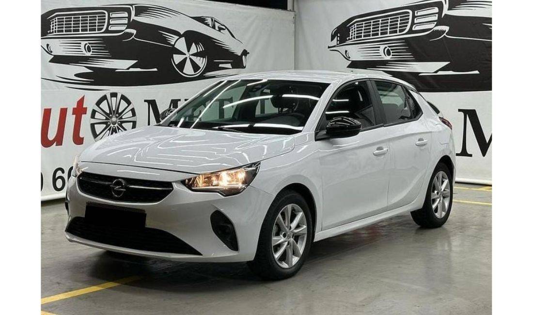 Auto in Vendita a Tirana, Opel, 2020 Benzine,Kambio Automatik Pagamento 12,700  Euro.