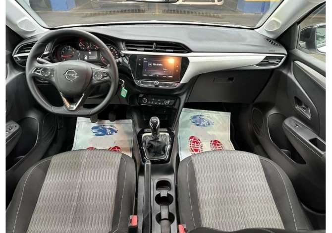 Auto in Vendita a Tirana, Opel, 2020 Benzine,Kambio Automatik Pagamento 12,700  Euro.