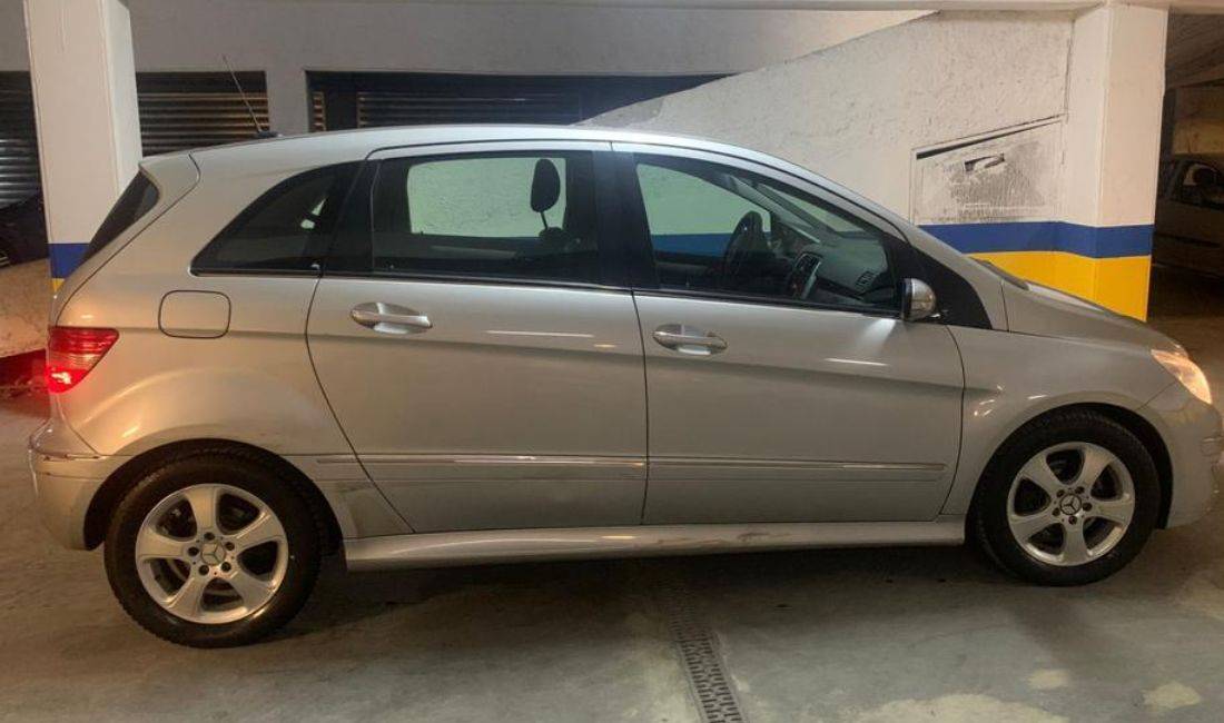 Jepet me qera makina Mercedes Benz B Class per 25 euro dita 