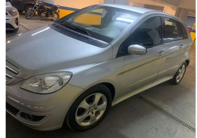 Noleggio Auto a Tirana - 25 Euro