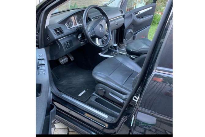 Jepet me qera makina Mercedes Benz B Class per 25 euro dita