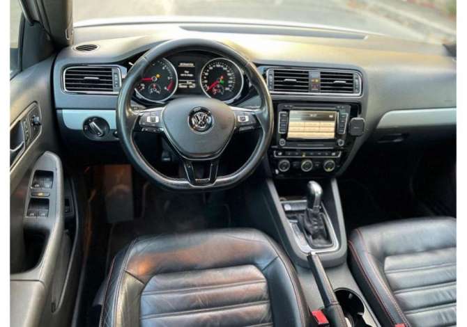 Jepet me qeta makina Volkswagen Jetta Review per 55 euro dita