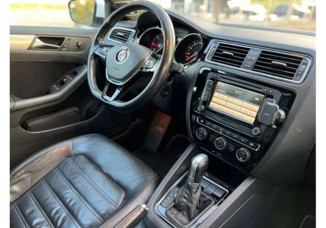 Jepet me qeta makina Volkswagen Jetta Review per 55 euro dita
