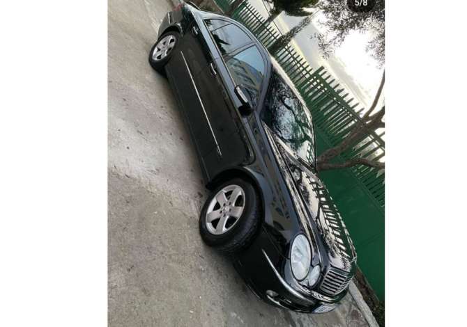 Jepet me qera makina Mercedes Benz E class per 20 euro dita 