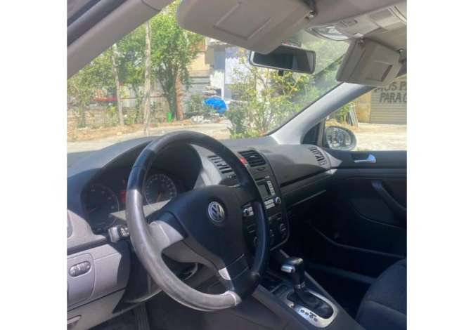 Noleggio Auto a Tirana - 33 Euro