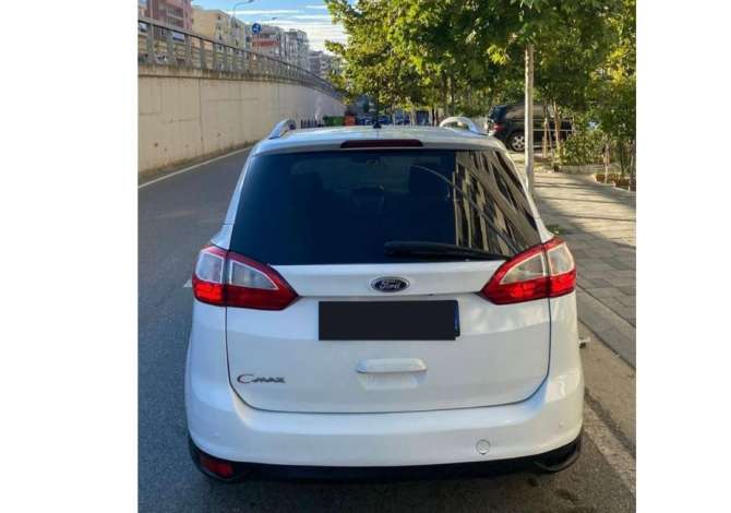 Noleggio Auto a Tirana - 35 Euro