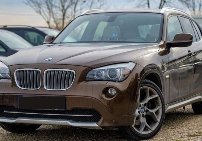 Jepet me qera makine BMW x1 40 euro dita