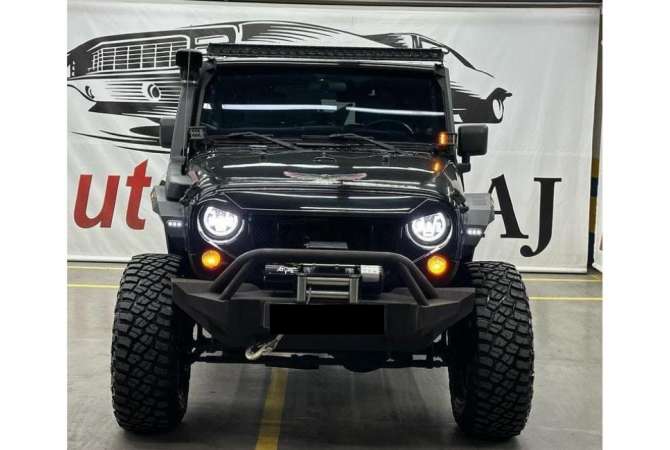 Auto in Vendita a Tirana - 21,700 Euro