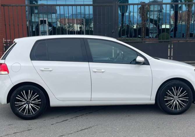 Noleggio Auto a Tirana - 30 Euro