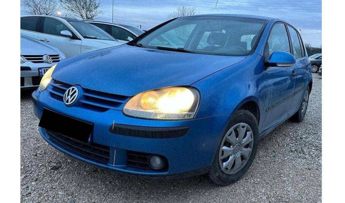 Jepet me qera Volkswagen Golf 5 per 30 euro dita