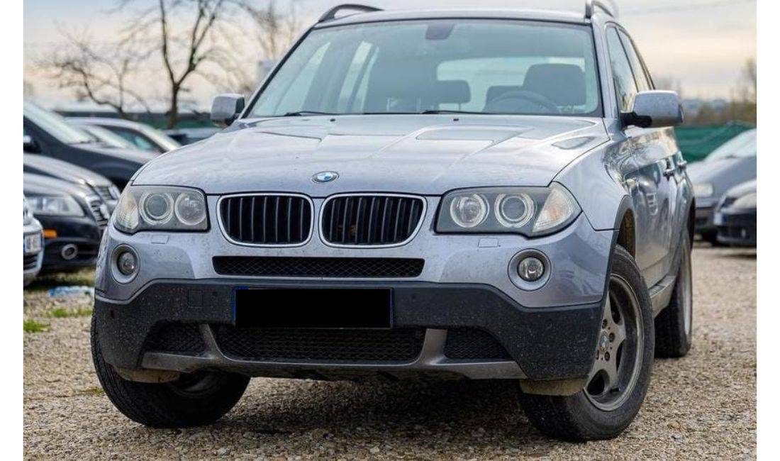 Jepet me qera makina BMW X3 per 50 euro