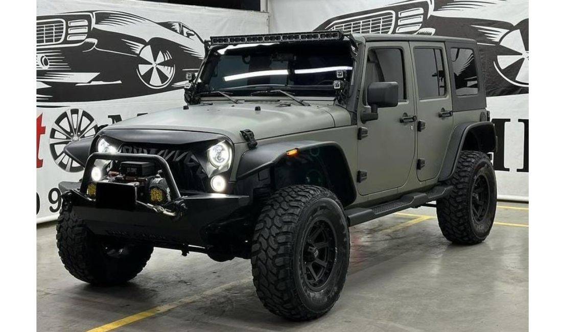 Auto in Vendita a Tirana, Jeep, 2012 Benzine,Kambio Automatik Pagamento 29,700  Euro.