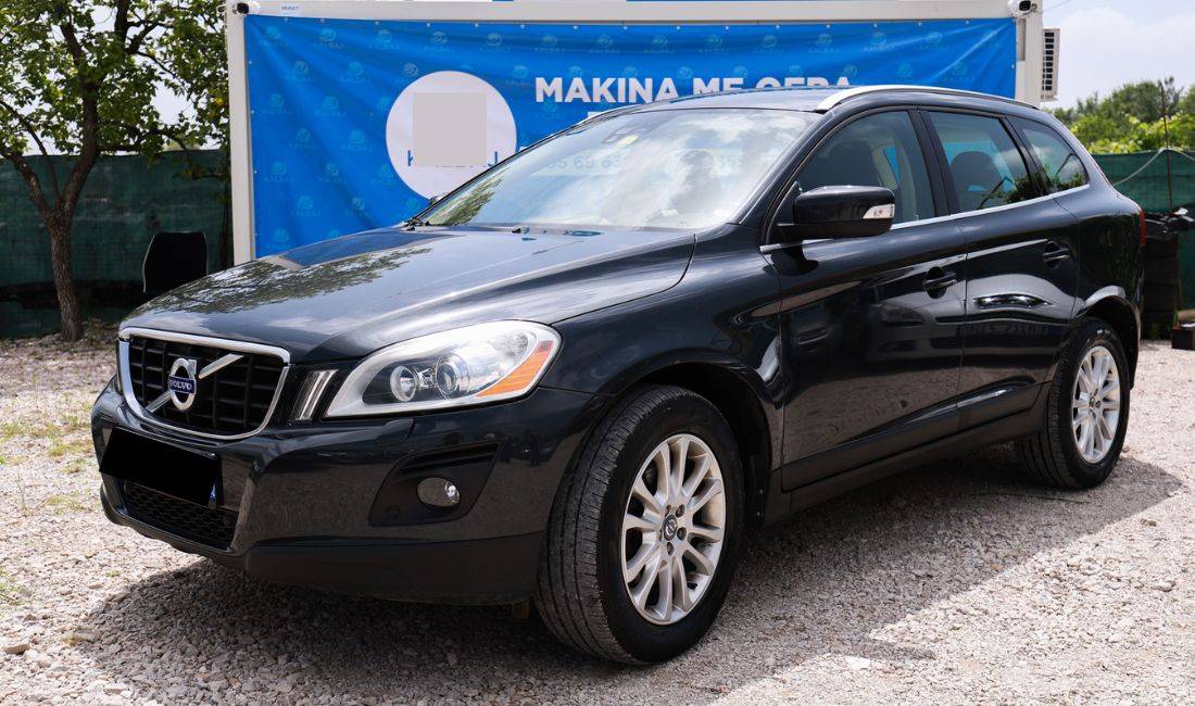 Jepet me qera makina Volvo xc60 per 50 euro dita.