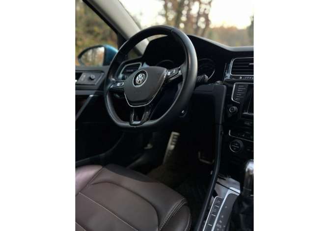 Makina me qera ne Aeroportin e Rinasit  Volkswagen Golf 7 per 50 euro dita