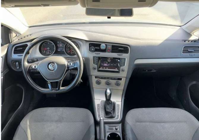 Jepet me qeta makina Volkswagen Golf 7 per 40 euro dita