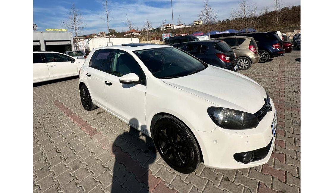Jepet me qera makina Golf 6 per 33 euro