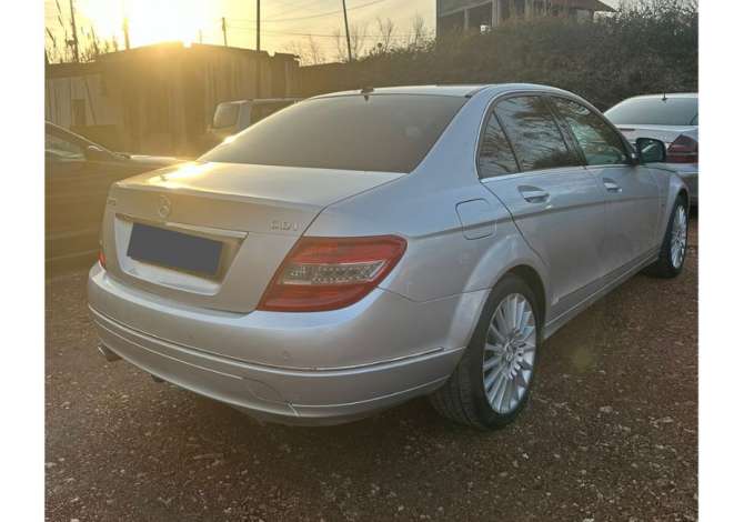 Makina me qera ne Tirane - 35 Euro