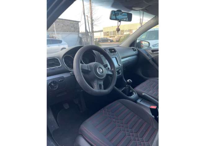 Noleggio Auto a Tirana - 35 Euro