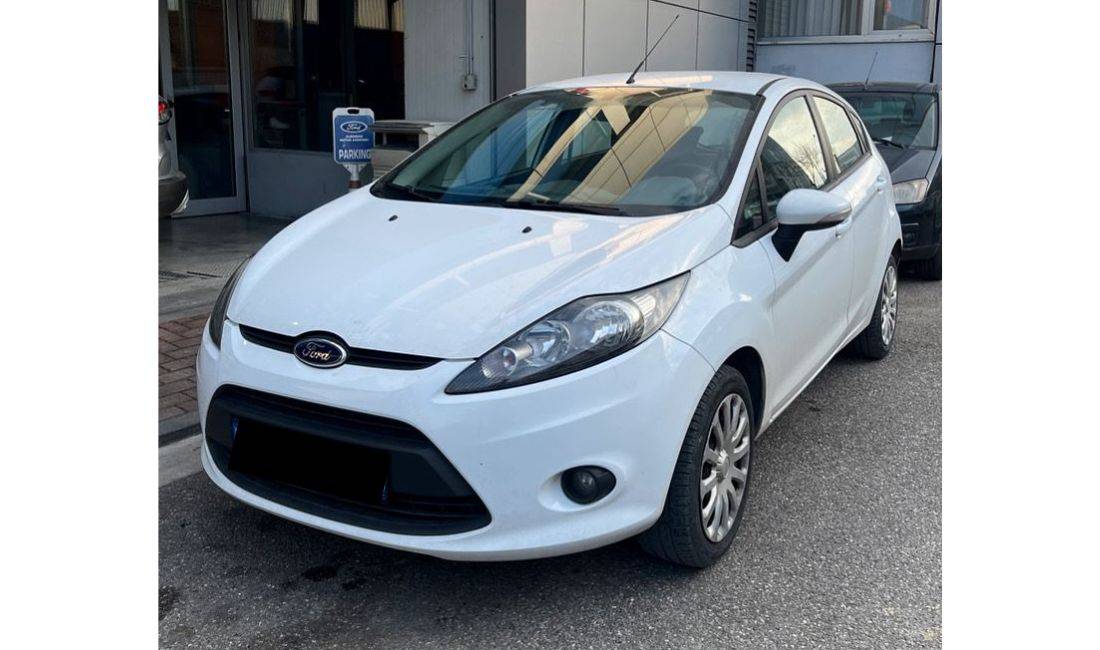 ✨  Makina me qera Ford Fiesta per 30 Euro/Dita