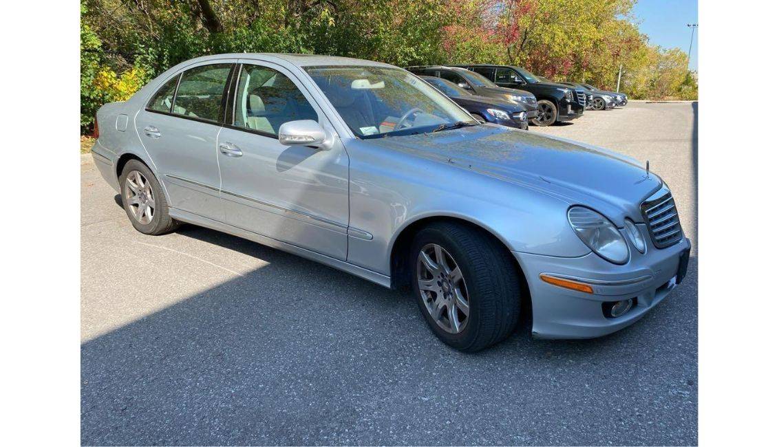 Makina me qera Mercedes Benz E class EVO duke filluar nga  35 euro dita