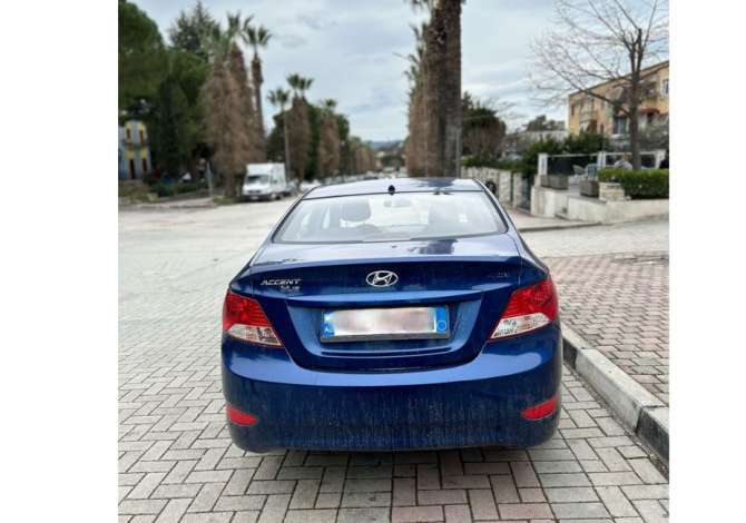 Makina me qera Hyundai Accent per 35 euro dita