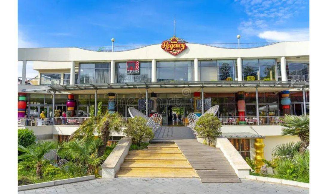 Job Offers in Tirana, Profession  Recepsion, Kamariere, Dealer, Punonjese pastrimi, Mbikqyrese e makinave Slot , No Experience, Payment 1,000  Euro.