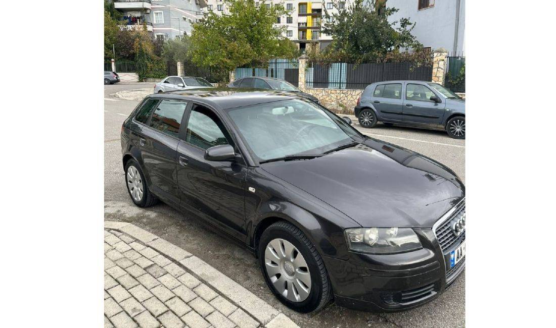Makina me qera Audi A3 per 30 euro dita +5 dite