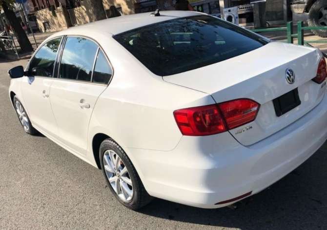 Noleggio Auto a Tirana - 40 Euro