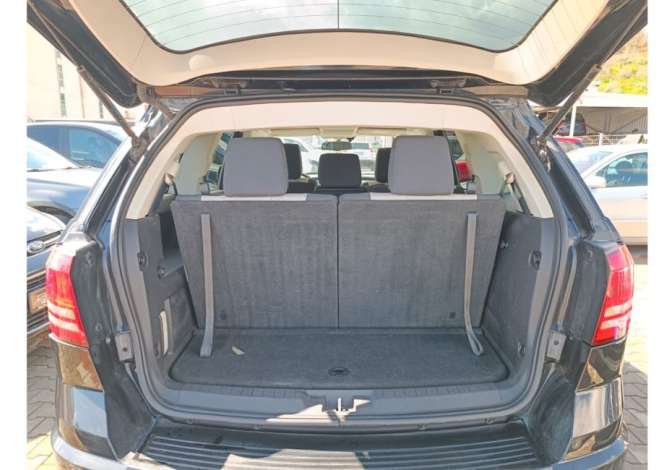 Makina me qera Dodge Journey 7 vendeshe per 50 euro dita
