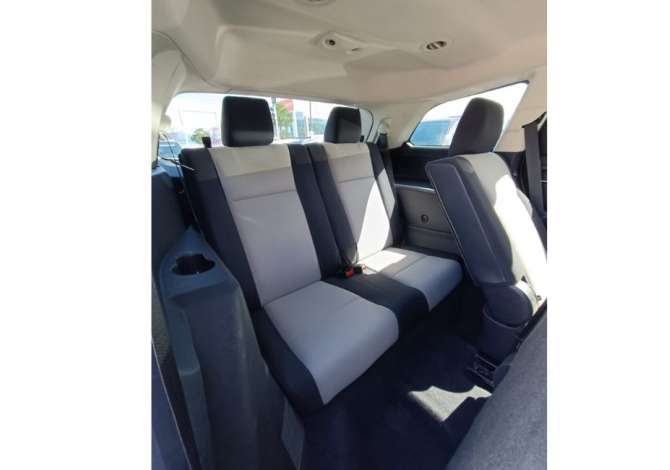 Makina me qera Dodge Journey 7 vendeshe per 50 euro dita